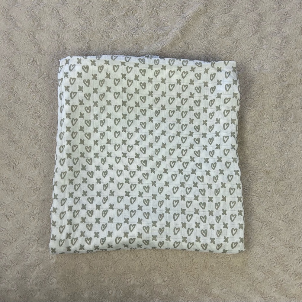 Bunny Palm Hearts Baby Swaddle Blanket Gray White Organic Bamboo X